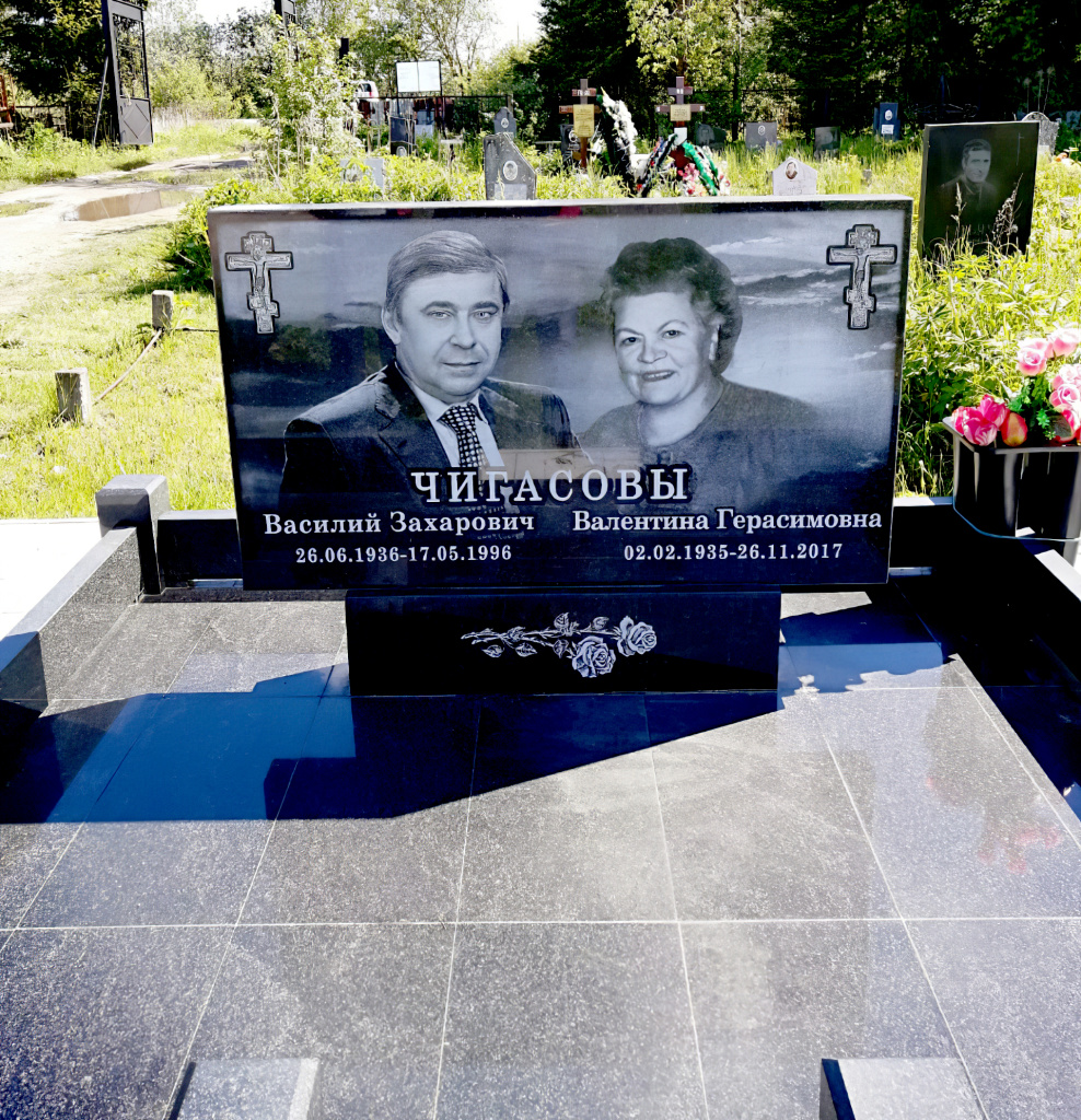 Пример установленного памятника 1